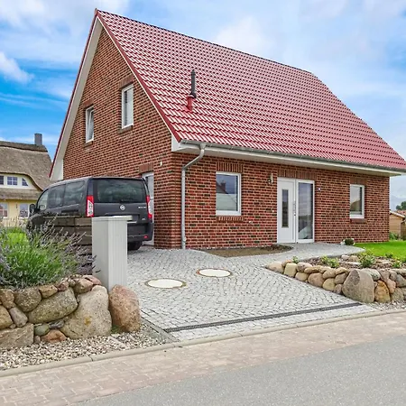 Holiday home Beautiful In With Sauna